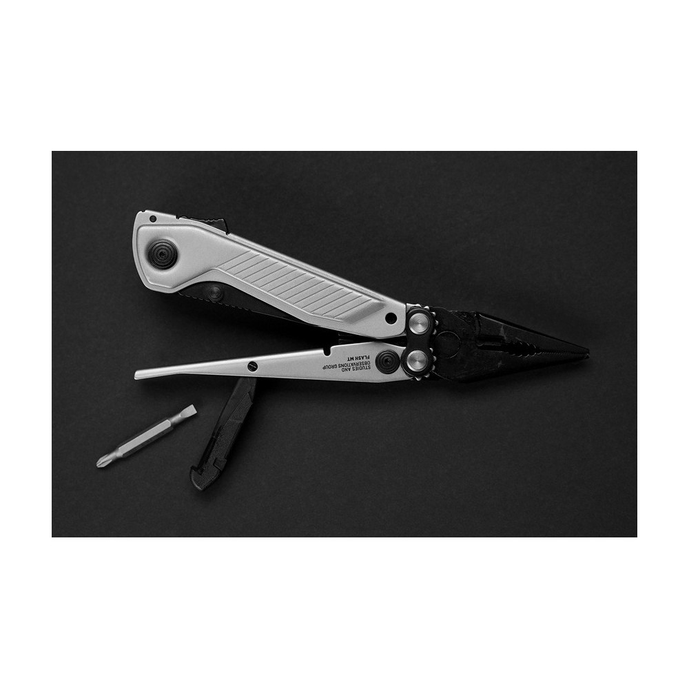 SOG Flash MT Multi Tool