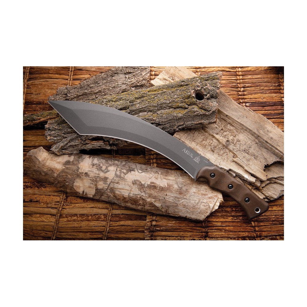 TOPS A-Klub Machete