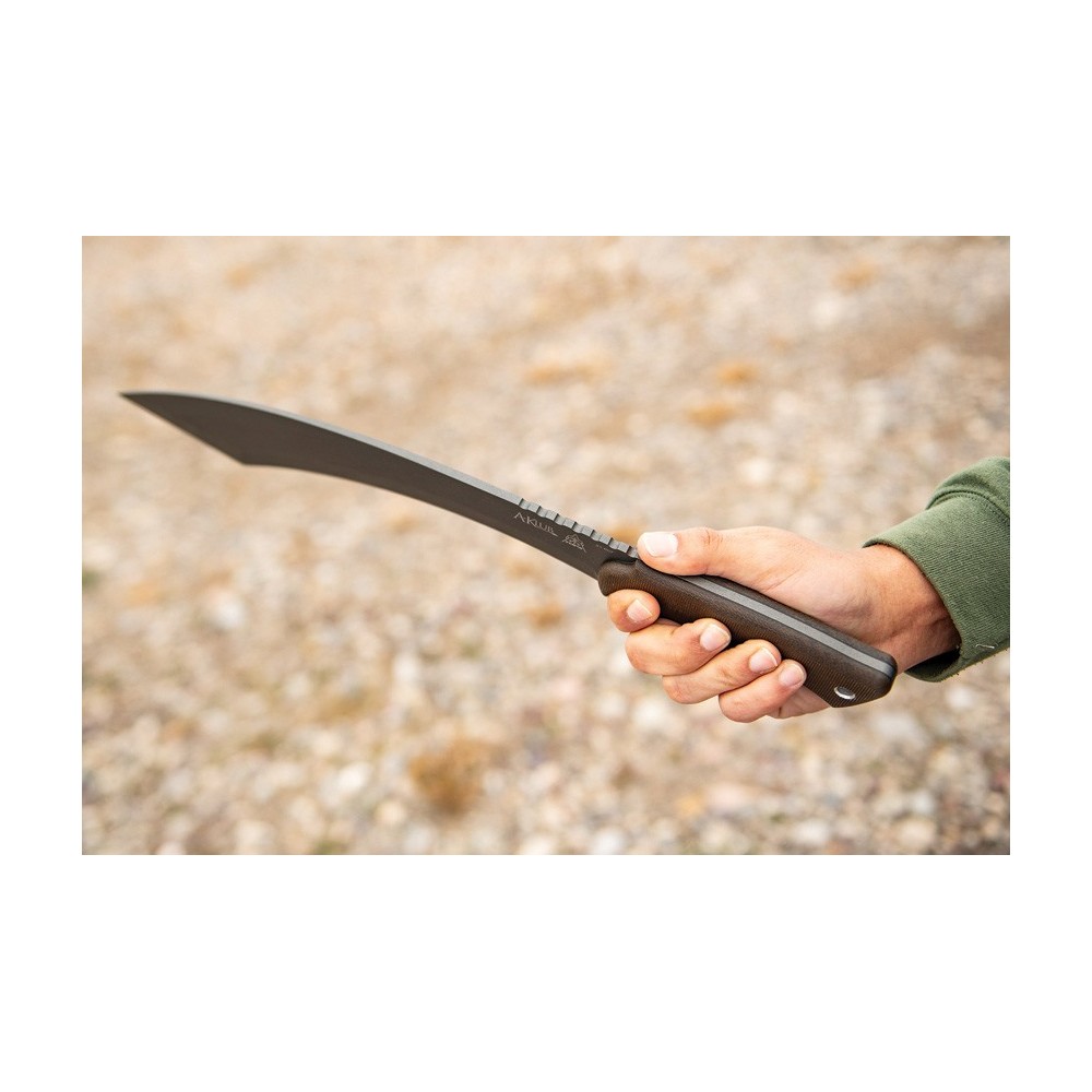 TOPS A-Klub Machete