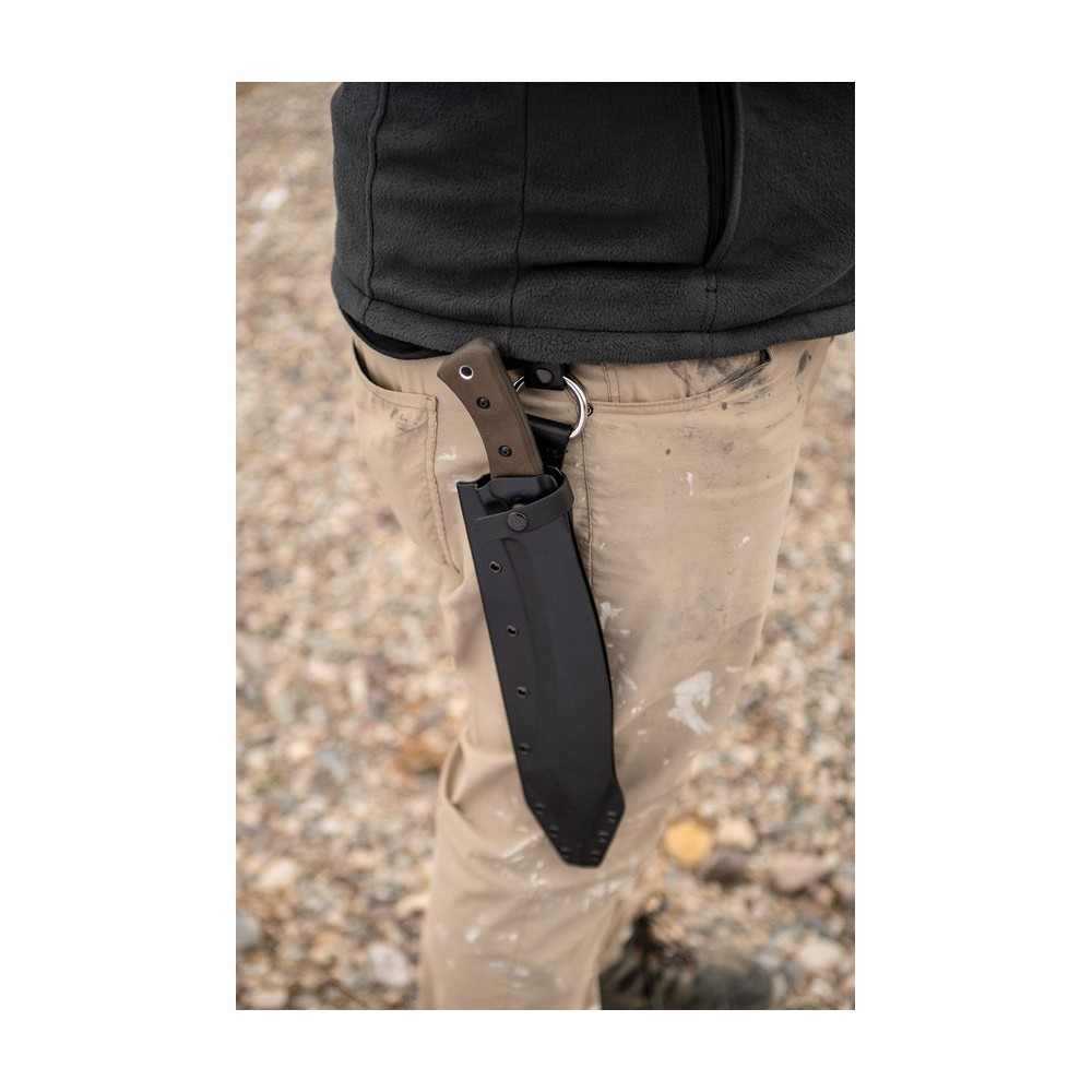 TOPS A-Klub Machete
